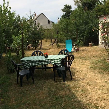 Nyarfa Lägenhet Keszthely Exteriör bild