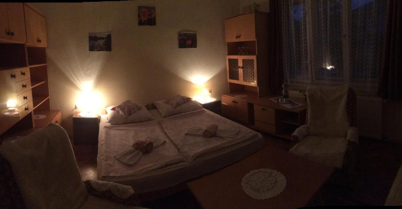 Nyarfa Lägenhet Keszthely Exteriör bild