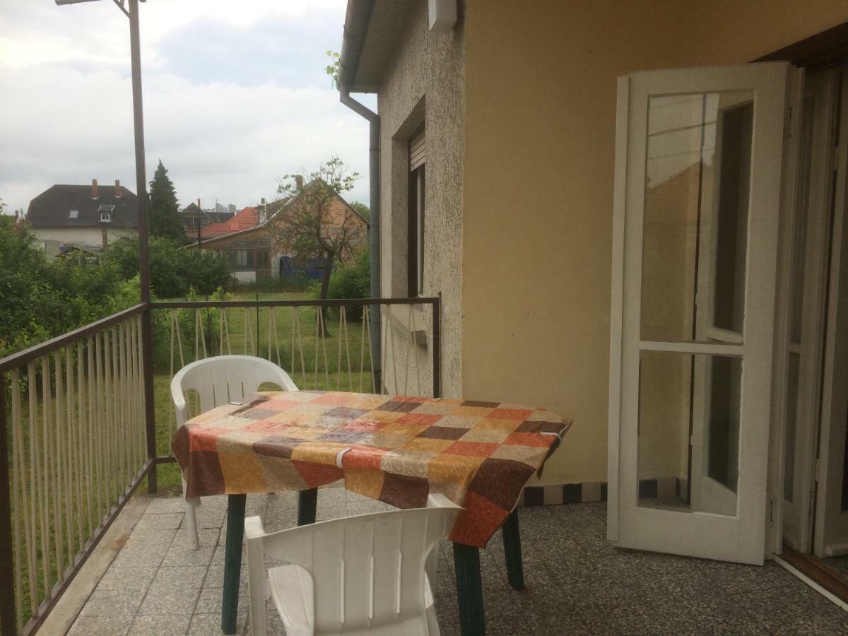 Nyarfa Lägenhet Keszthely Exteriör bild